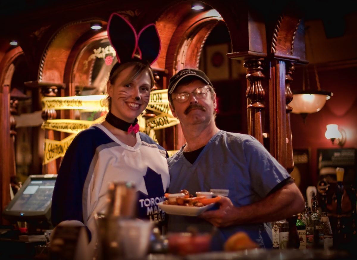 Halloween Party at the Pub in Ottawa, Canada - Travelways